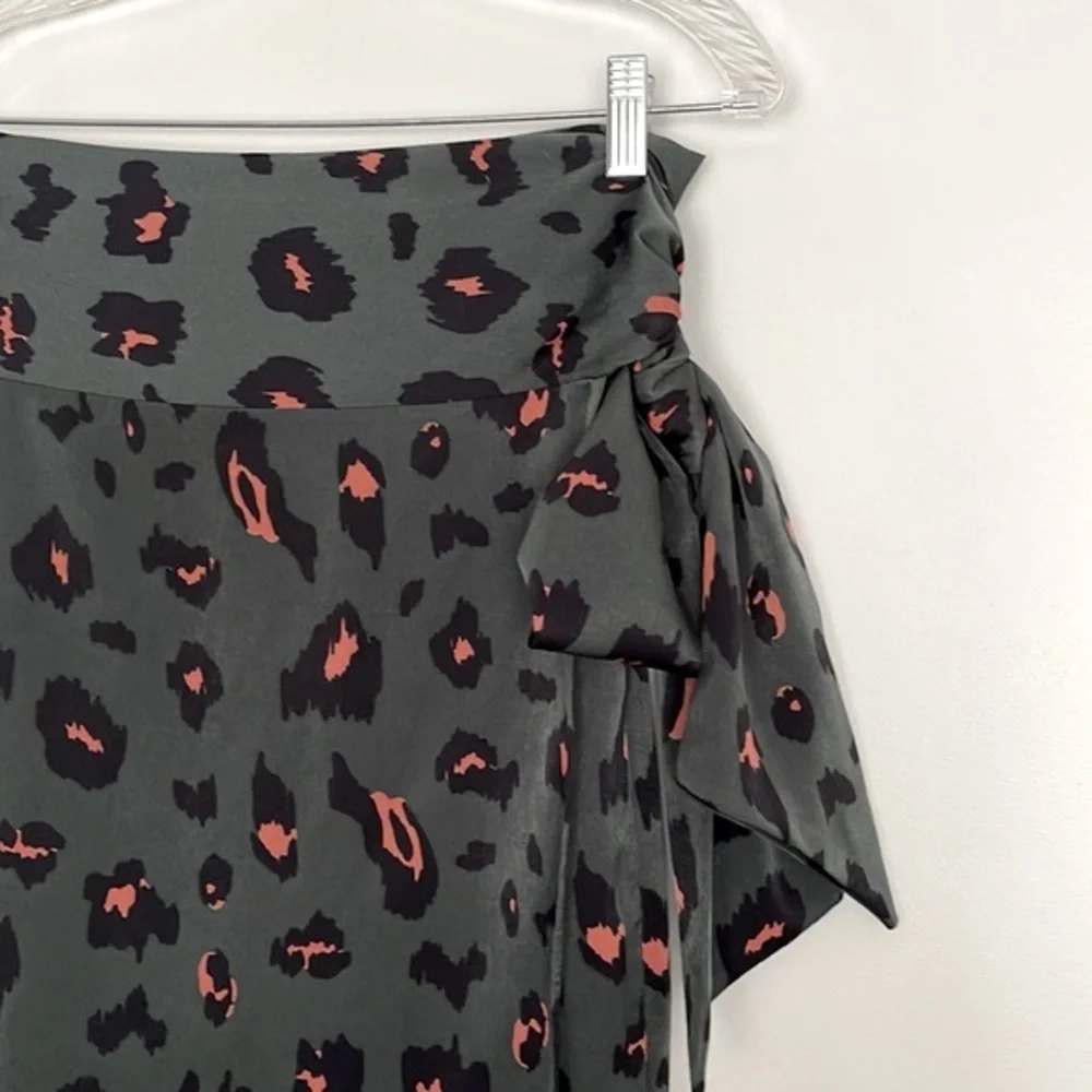 Vici Leopard Animal Print Wrap Midi Skirt Size S - Picture 5 of 12